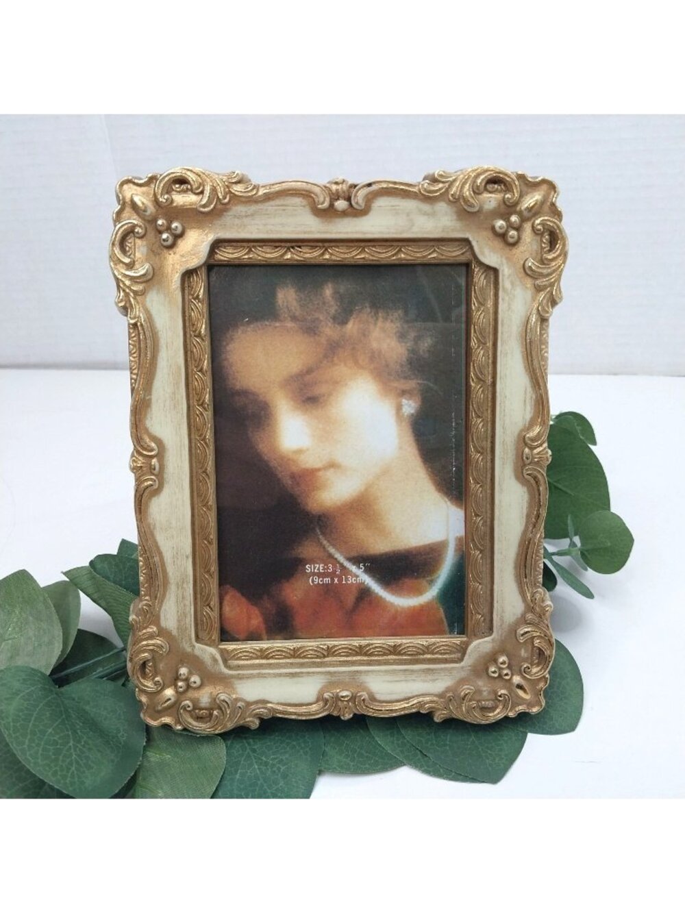 Gold Ornate Vintage Picture Frame 3.5" X 5" Victorian Style Tabletop Display
